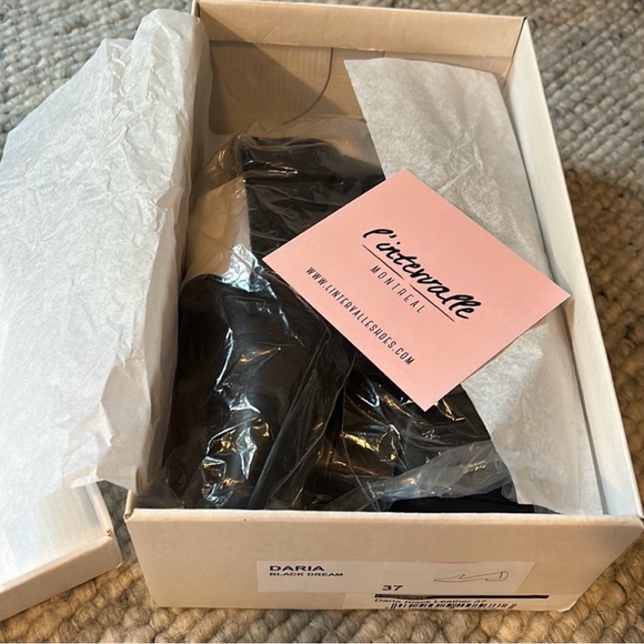 L’intervalle Daria Leather Loafer - Picture 2 of 7